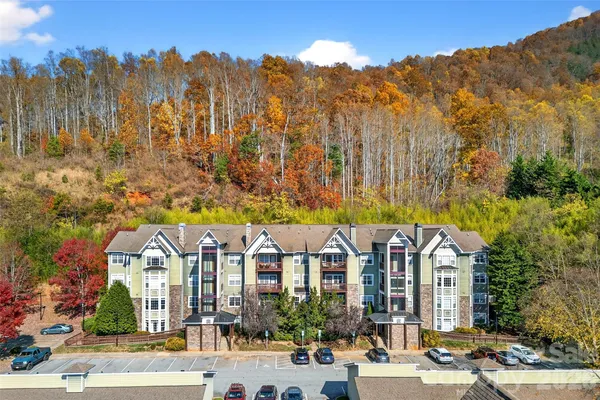 $295,000 | 2000 Olde Eastwood Village Boulevard, Unit 104, Asheville, NC 28803