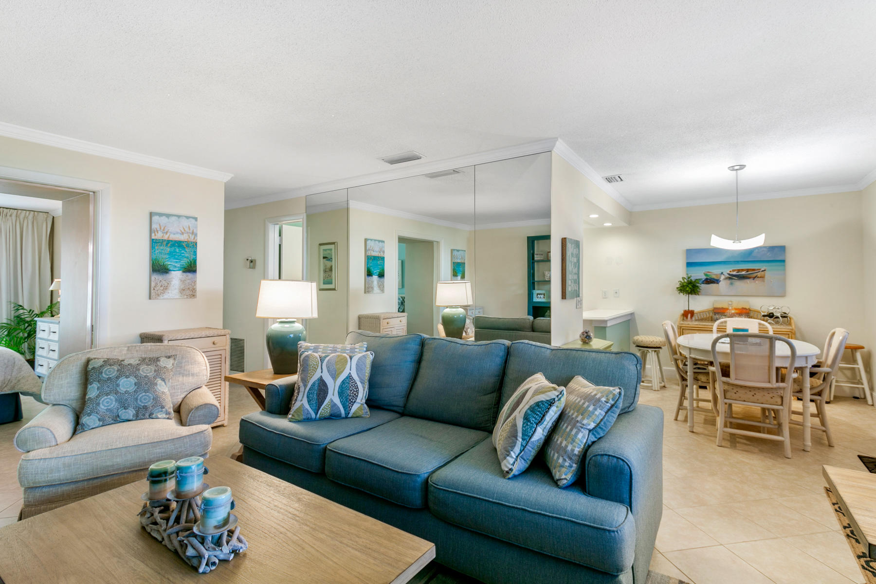 5505 North Ocean Boulevard, Unit 8105 Ocean Ridge, FL 33435 - Photo 13 of 26 Living Room 4_web