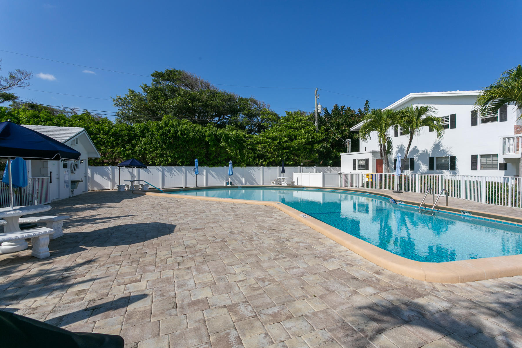 5505 North Ocean Boulevard, Unit 8105 Ocean Ridge, FL 33435 - Photo 25 of 26 Pool 2_web