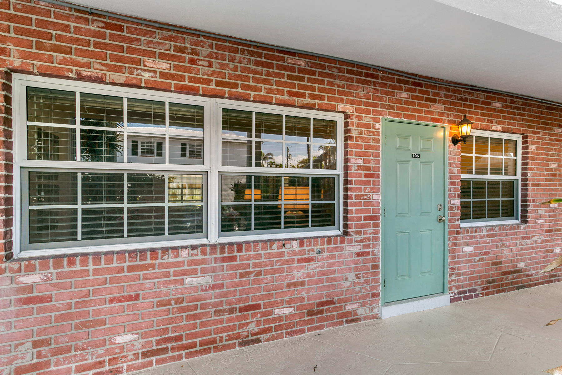 5505 North Ocean Boulevard, Unit 8105 Ocean Ridge, FL 33435 - Photo 7 of 26 Front_web