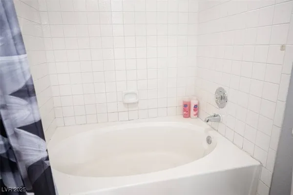 $2,400 | Undisclosed Address, North Las Vegas, NV 89032