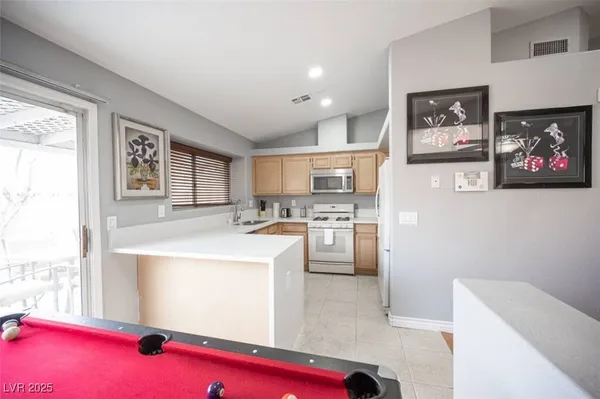 $2,400 | Undisclosed Address, North Las Vegas, NV 89032