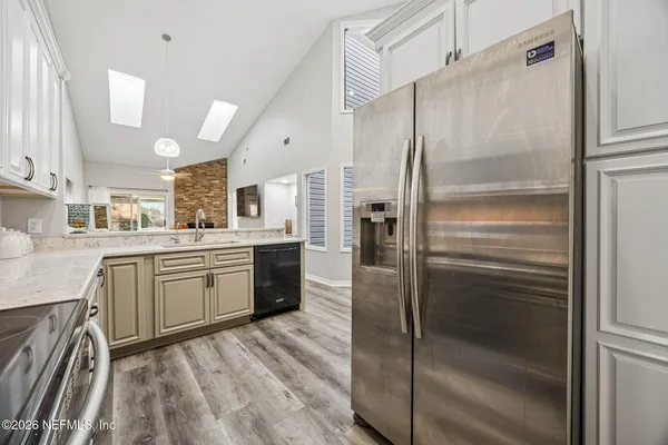 $2,200 | 12036 Arbor Lake Drive, Jacksonville, FL 32225