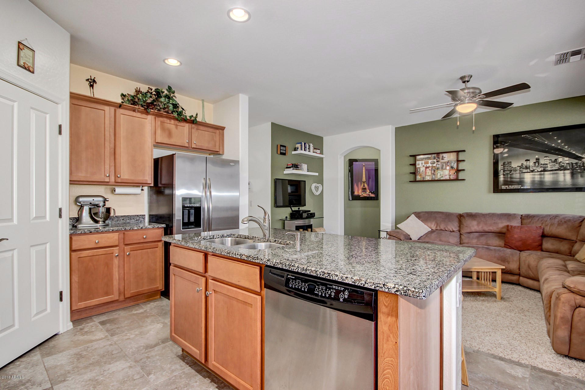 3344 East Morrison Ranch Parkway Gilbert, AZ 85296 - Photo 11 of 38 Kitchen/Great Room