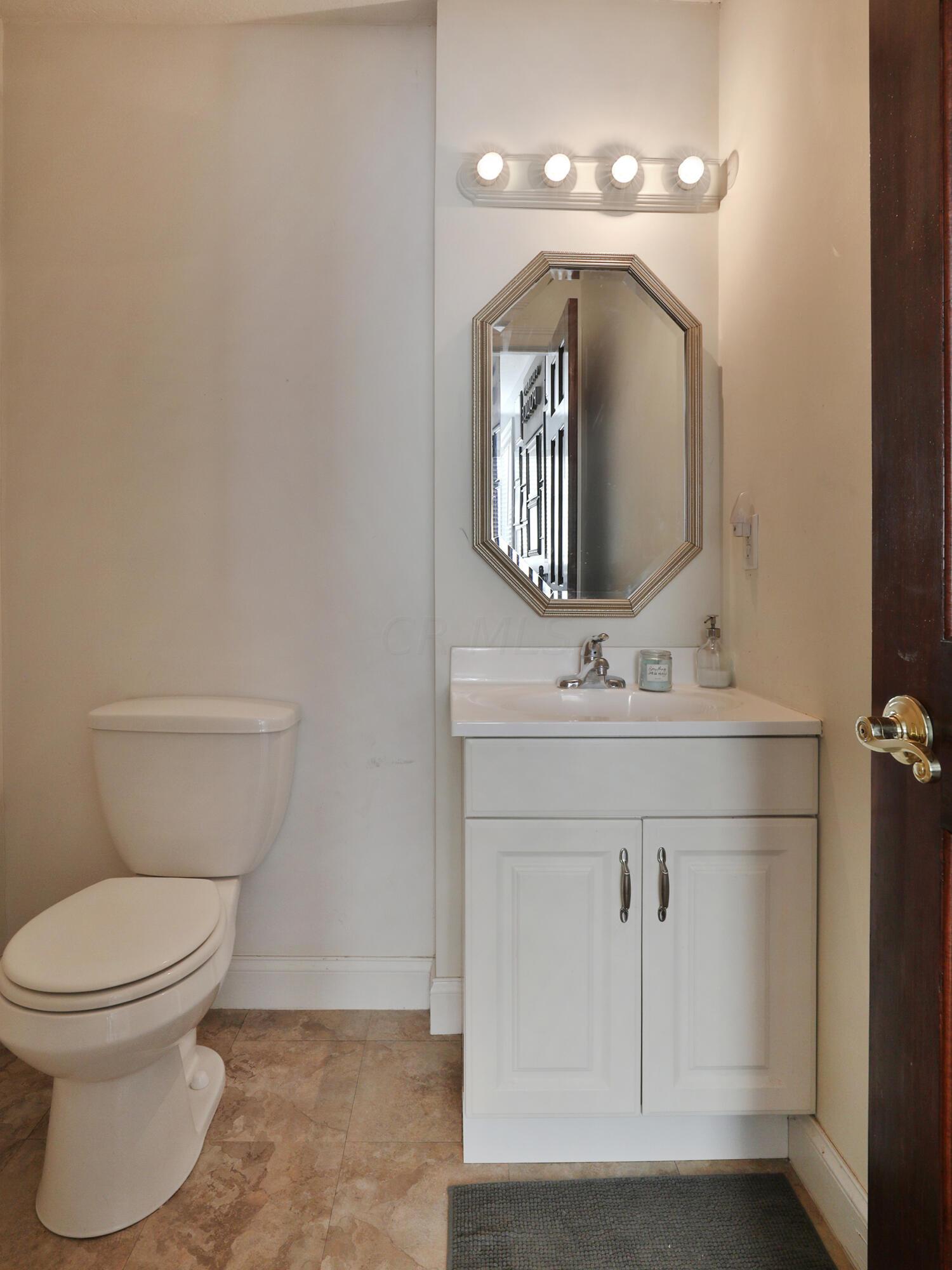 147 Collier Ridge Drive Columbus, OH 43235 - Photo 27 of 33 a147-CollierRidge-31