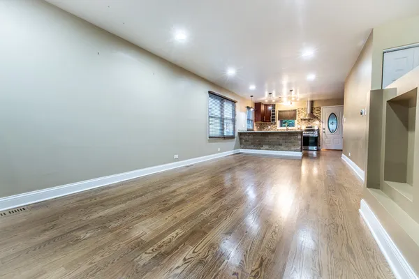 $549,900 | 1338 South Dunton Avenue, Arlington Heights, IL 60005