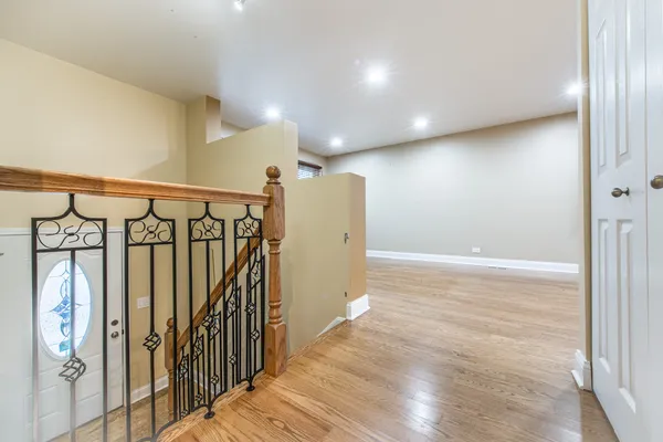 $549,900 | 1338 South Dunton Avenue, Arlington Heights, IL 60005
