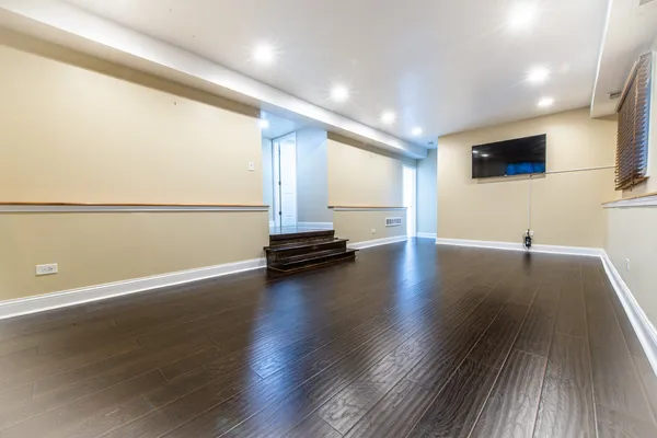 $549,900 | 1338 South Dunton Avenue, Arlington Heights, IL 60005