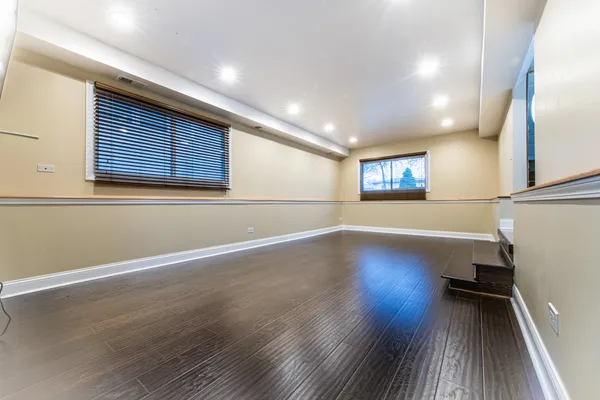 $549,900 | 1338 South Dunton Avenue, Arlington Heights, IL 60005