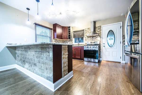 $549,900 | 1338 South Dunton Avenue, Arlington Heights, IL 60005