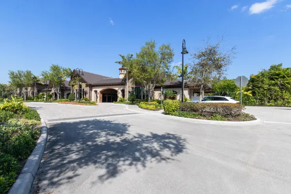$1,674,900 | 8451 Grand Prix Lane, Boynton Beach, FL 33472
