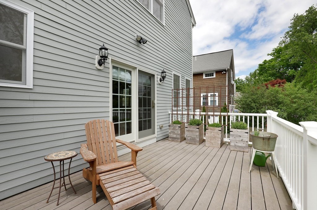 10 Maple Way Wakefield, MA 01880 - Photo 24 of 26