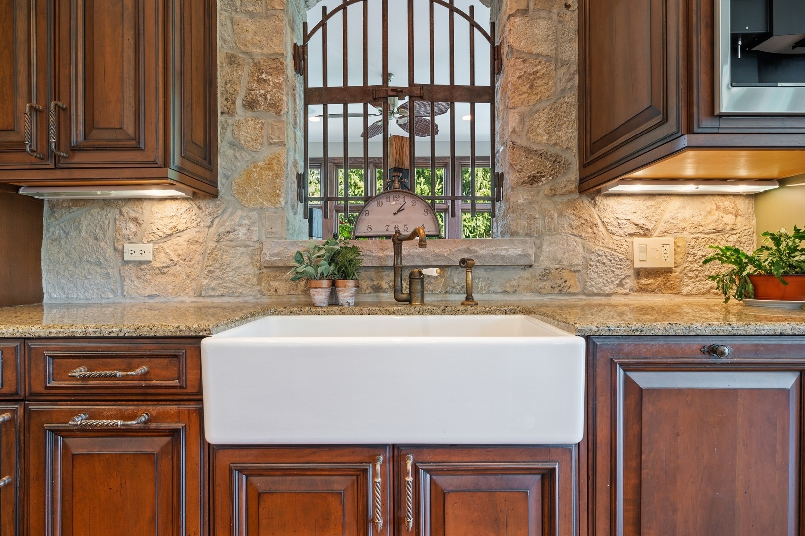 1509 Monterey Drive Glenview, IL 60026 - Photo 14 of 59