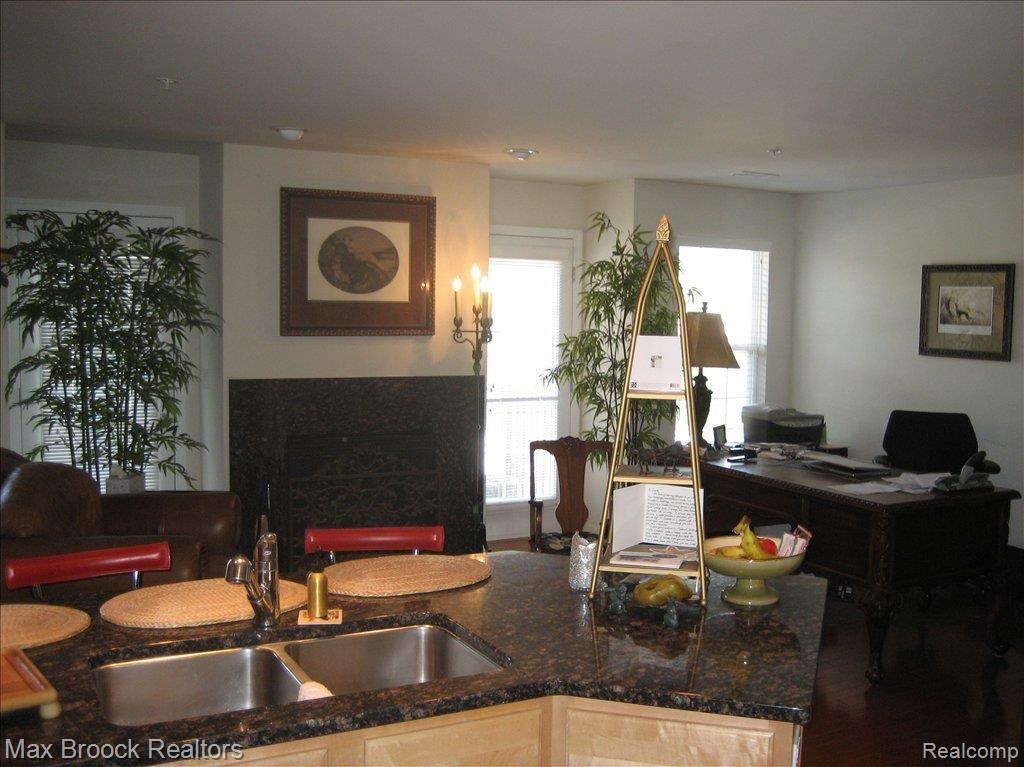 23950 Woodward Avenue, Unit 10 Pleasant Ridge, MI 48069 - Photo 4 of 11 Kitchen 3