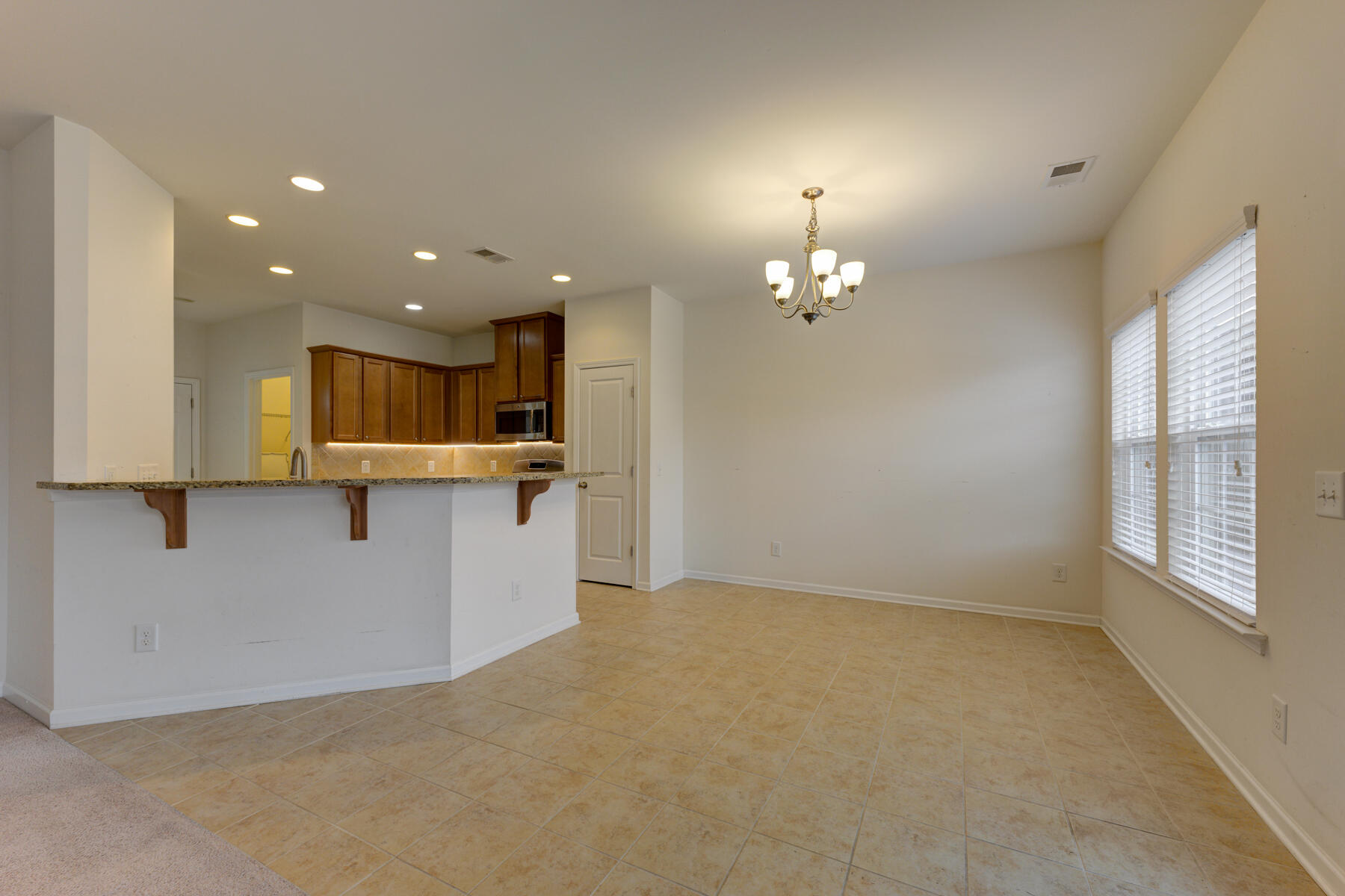 316 Beautyberry Road Summerville, SC 29486 - Photo 19 of 42 316 Beautyberry Rd, Summerville SC (13)