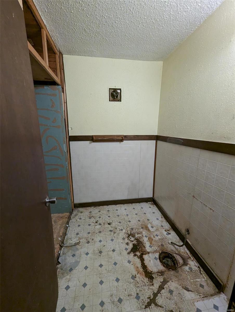 2787 Clager Road St. Louis, MO 63125 - Photo 5 of 10 Gallery Image 5