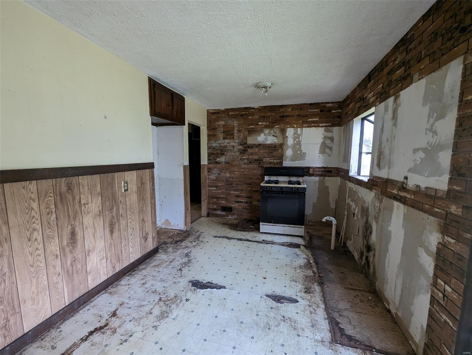 2787 Clager Road St. Louis, MO 63125 - Photo 7 of 10 Gallery Image 7