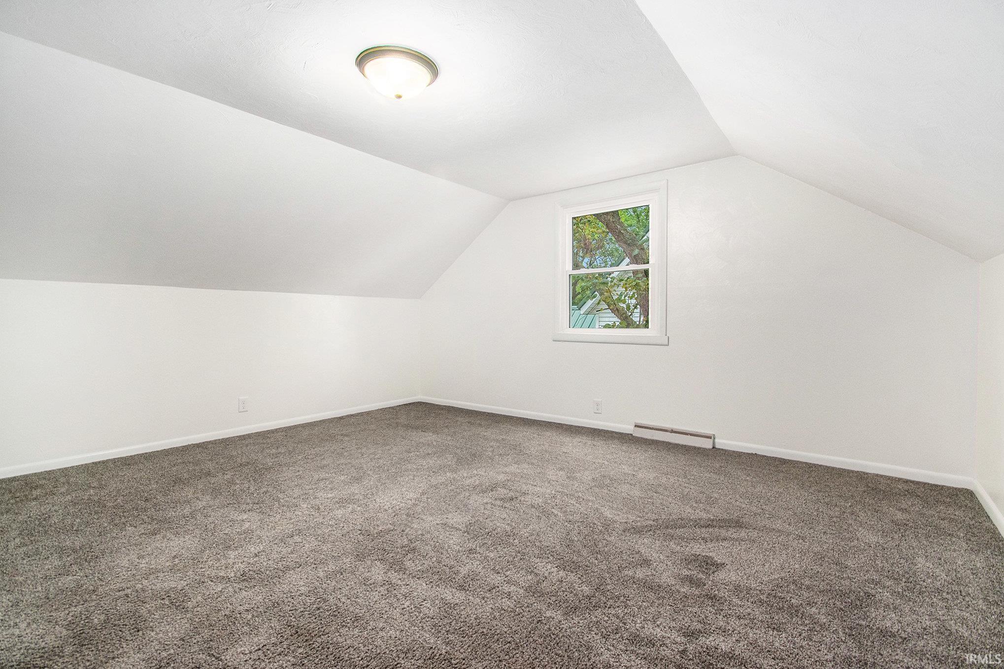 751 South Locke Street Nappanee, IN 46550 - Photo 17 of 28