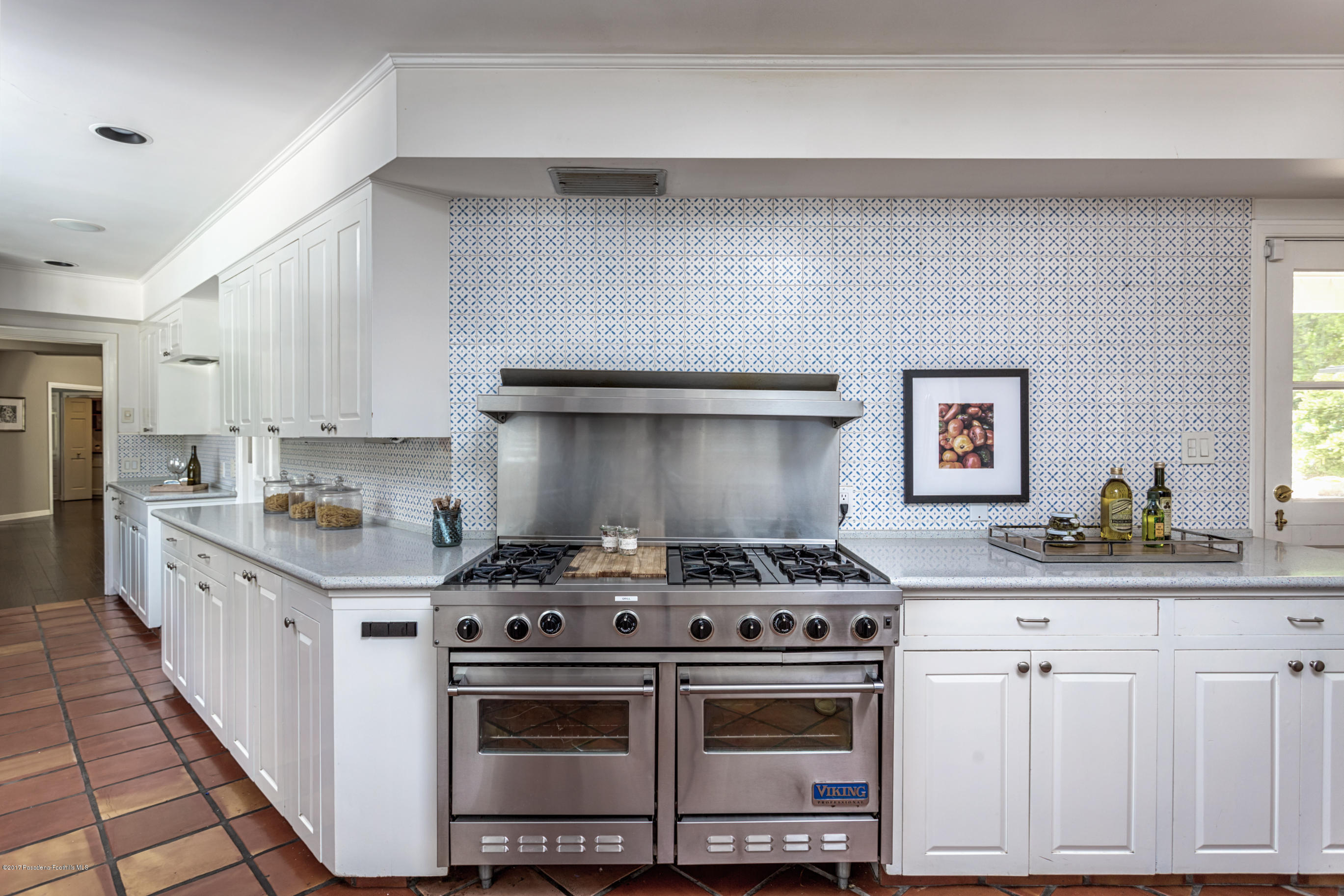 3390 Lombardy Road Pasadena, CA 91107 - Photo 13 of 33 3390 Lombardy Rd-30