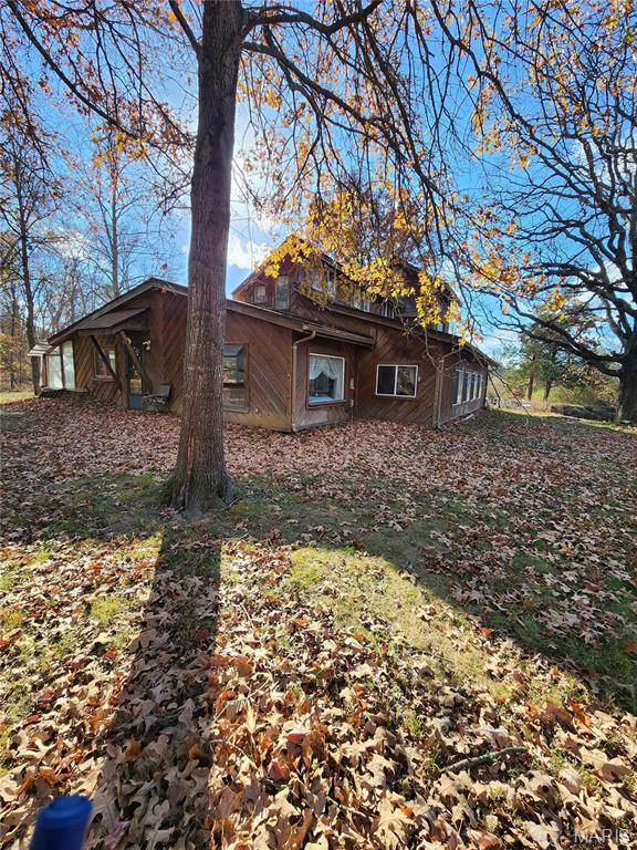 10562 Carr Road Bismarck, MO 63624 - Photo 2 of 13