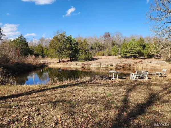 $290,000 | 10562 Carr Road, Bismarck, MO 63624