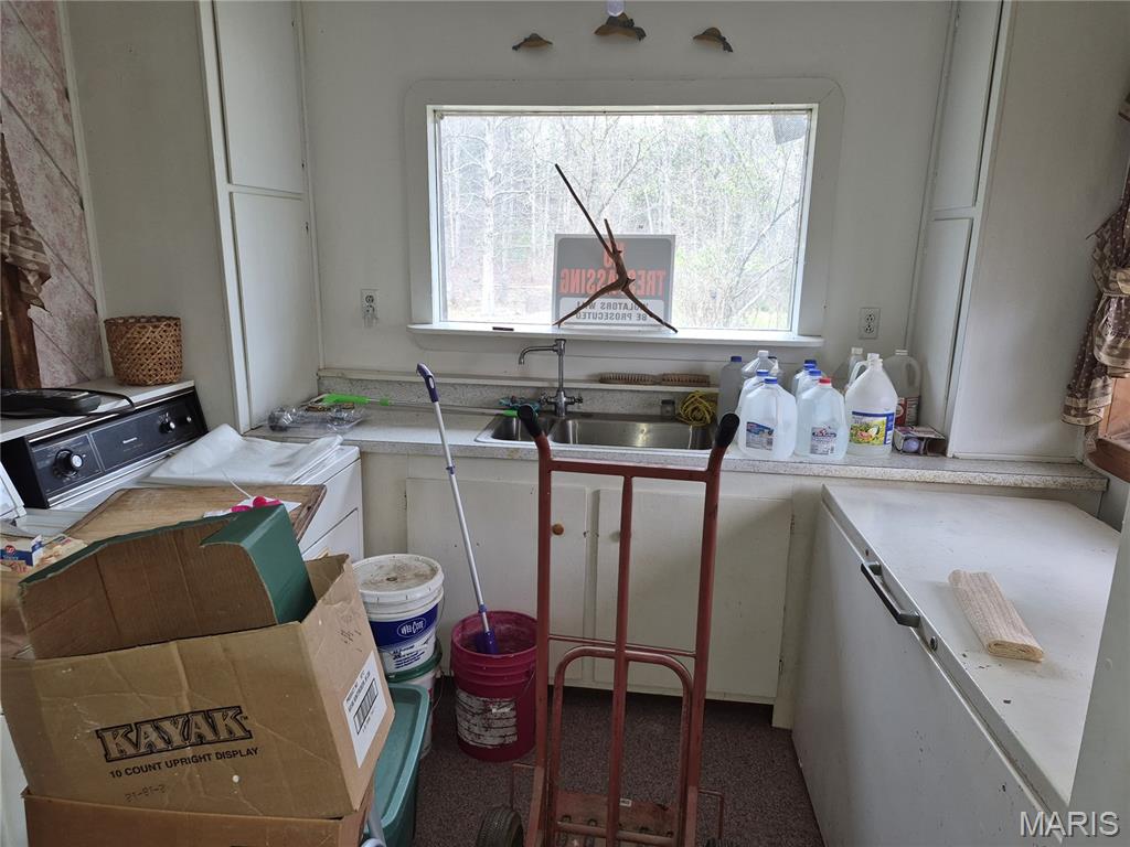 10562 Carr Road Bismarck, MO 63624 - Photo 8 of 13