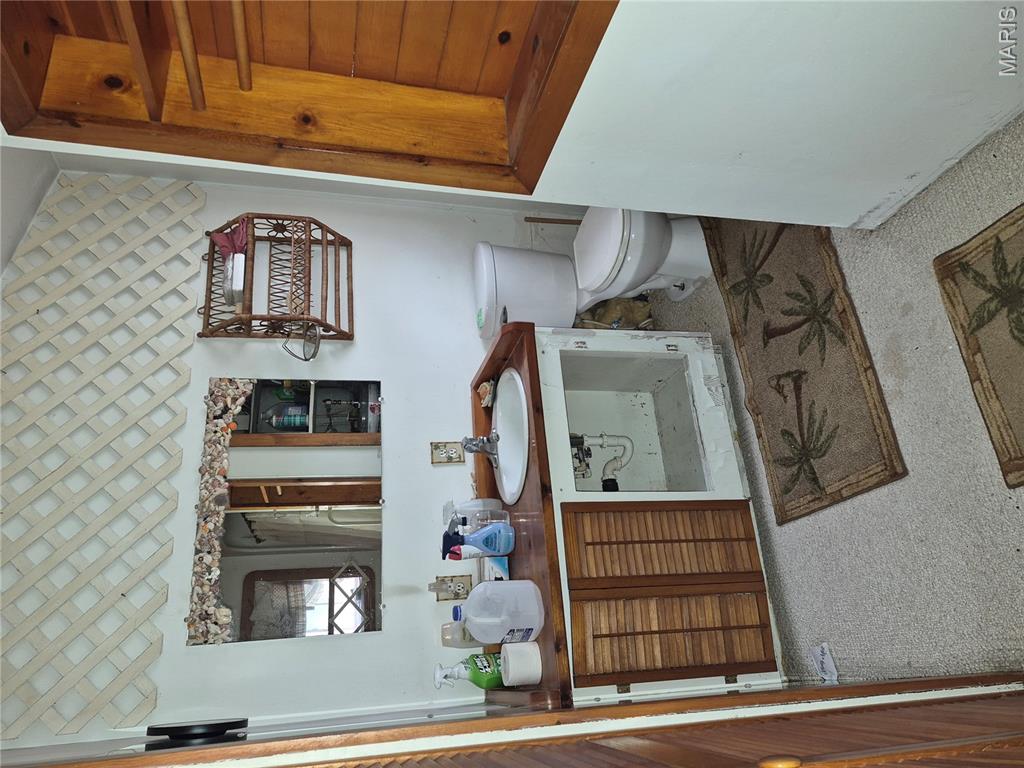 10562 Carr Road Bismarck, MO 63624 - Photo 10 of 13