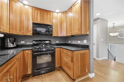 $329,000 | 3601 Northwest 56th Street, Kansas City, MO 64151