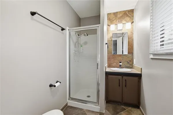 $329,000 | 3601 Northwest 56th Street, Kansas City, MO 64151