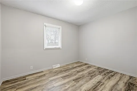 $329,000 | 3601 Northwest 56th Street, Kansas City, MO 64151