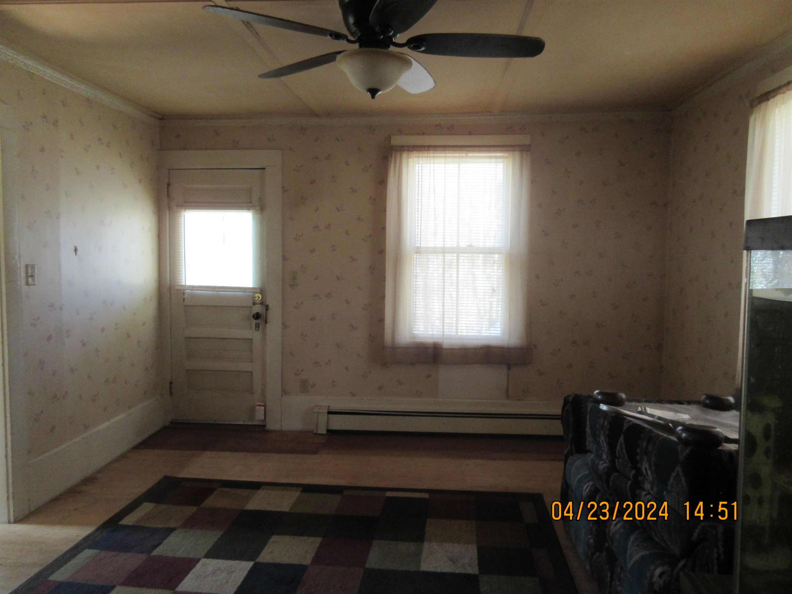 60 Estes Road Rochester, NH 03839 - Photo 4 of 19