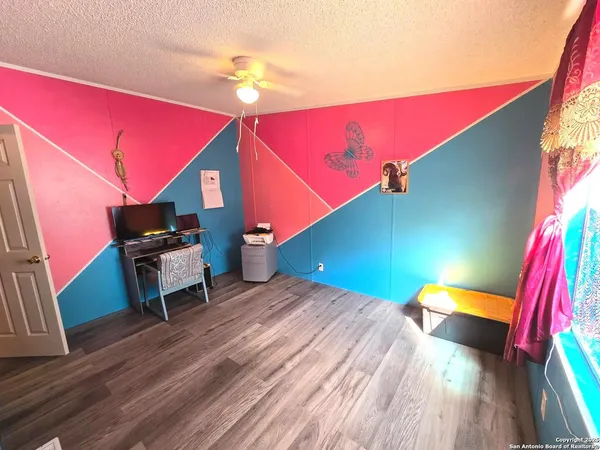 $259,900 | 260 Savannah Grove, Von Ormy, TX 78073