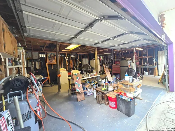 $259,900 | 260 Savannah Grove, Von Ormy, TX 78073