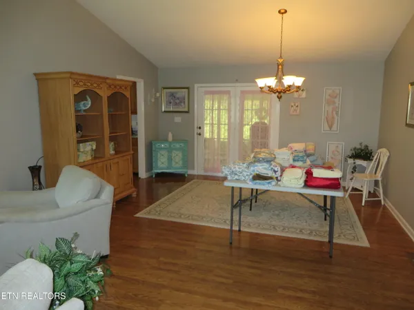 $499,800 | 817 Pioneer Drive, Seymour, TN 37865