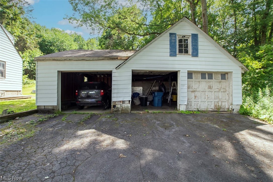 1599 Brookfield Road Hubbard, OH 44425 - Photo 13 of 16 Gallery Image 13