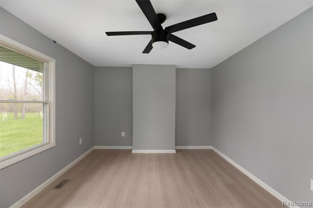 14311 Harris Road Millington, MI 48746 - Photo 16 of 35 Gallery Image 16