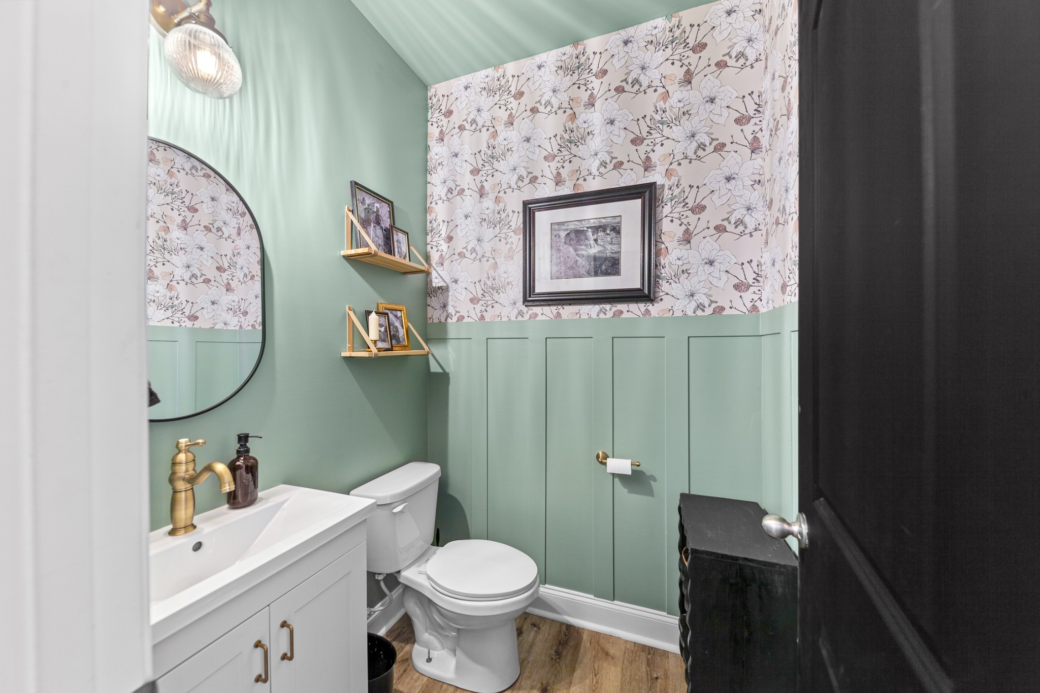 744 Prairie View Drive Columbia, TN 38401 - Photo 27 of 60 a bathroom with a toilet sink and mirror
