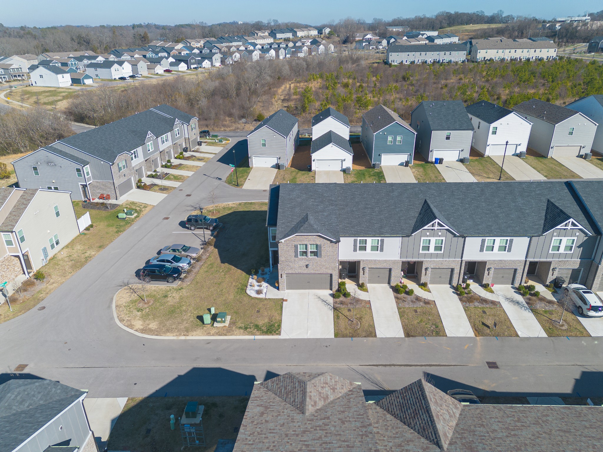 744 Prairie View Drive Columbia, TN 38401 - Photo 54 of 60 an aerial view of a house with swimming pool