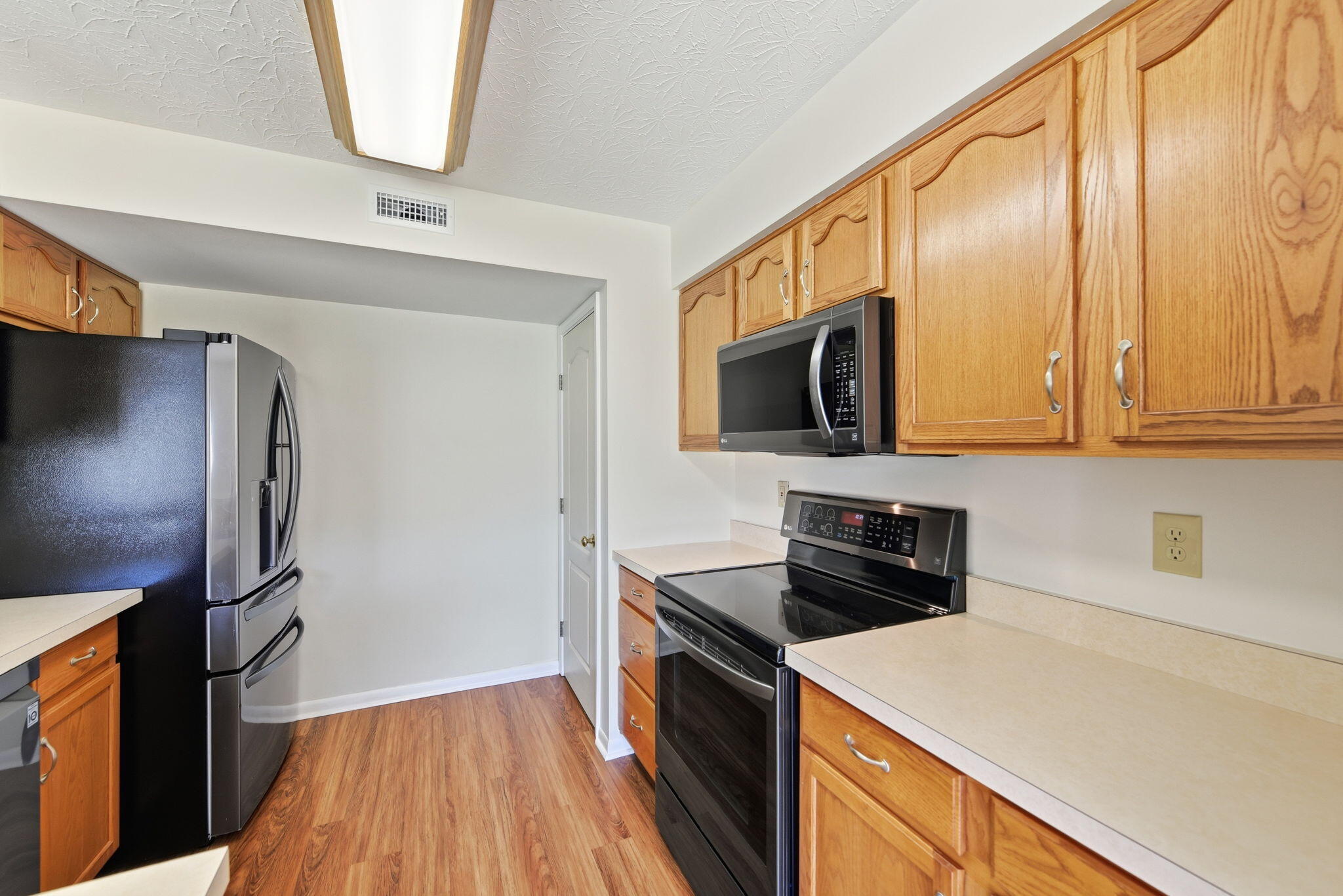 402 Napa Valley, Unit 203 Cold Spring, KY 41076 - Photo 10 of 33 Kitchen view 3