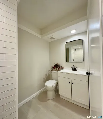 $2,500 | 114 Heritage Village, Unit C, Southbury, CT 06488