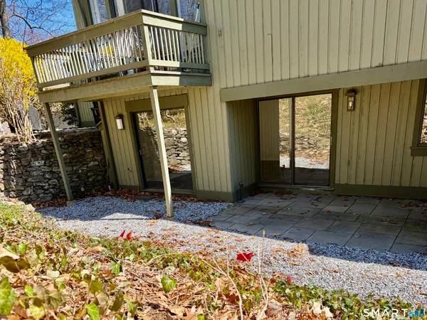$2,500 | 114 Heritage Village, Unit C, Southbury, CT 06488