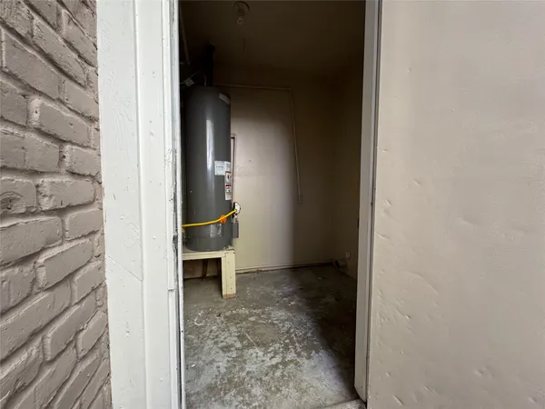 $1,740 | 4810 West Wind Trail, Unit 101, Austin, TX 78745