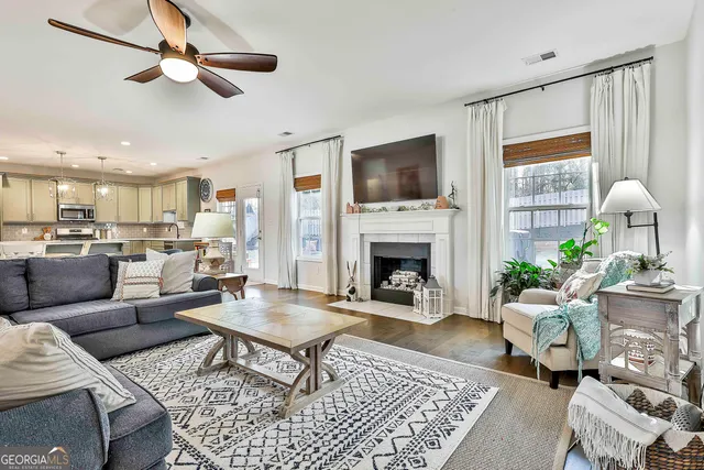 $499,900 | 33 Doolittle Court, Newnan, GA 30265