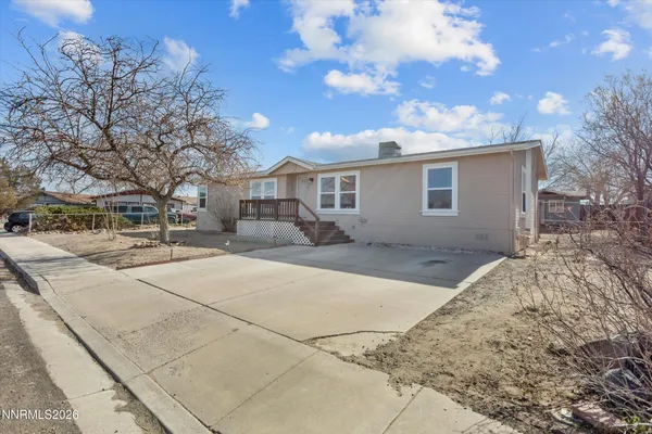 $335,000 | 917 Opal Way, Fernley, NV 89408