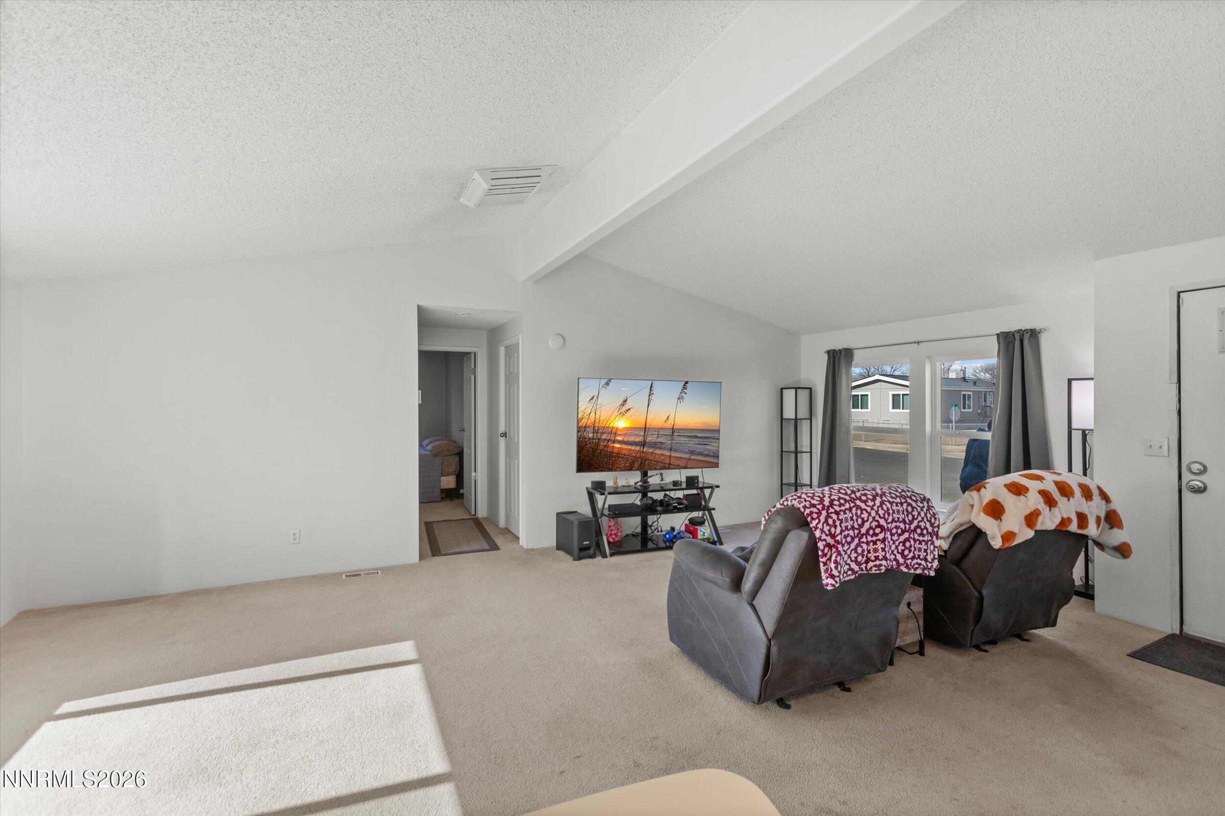 917 Opal Way Fernley, NV 89408 - Photo 7 of 26 07-0Y7A2961