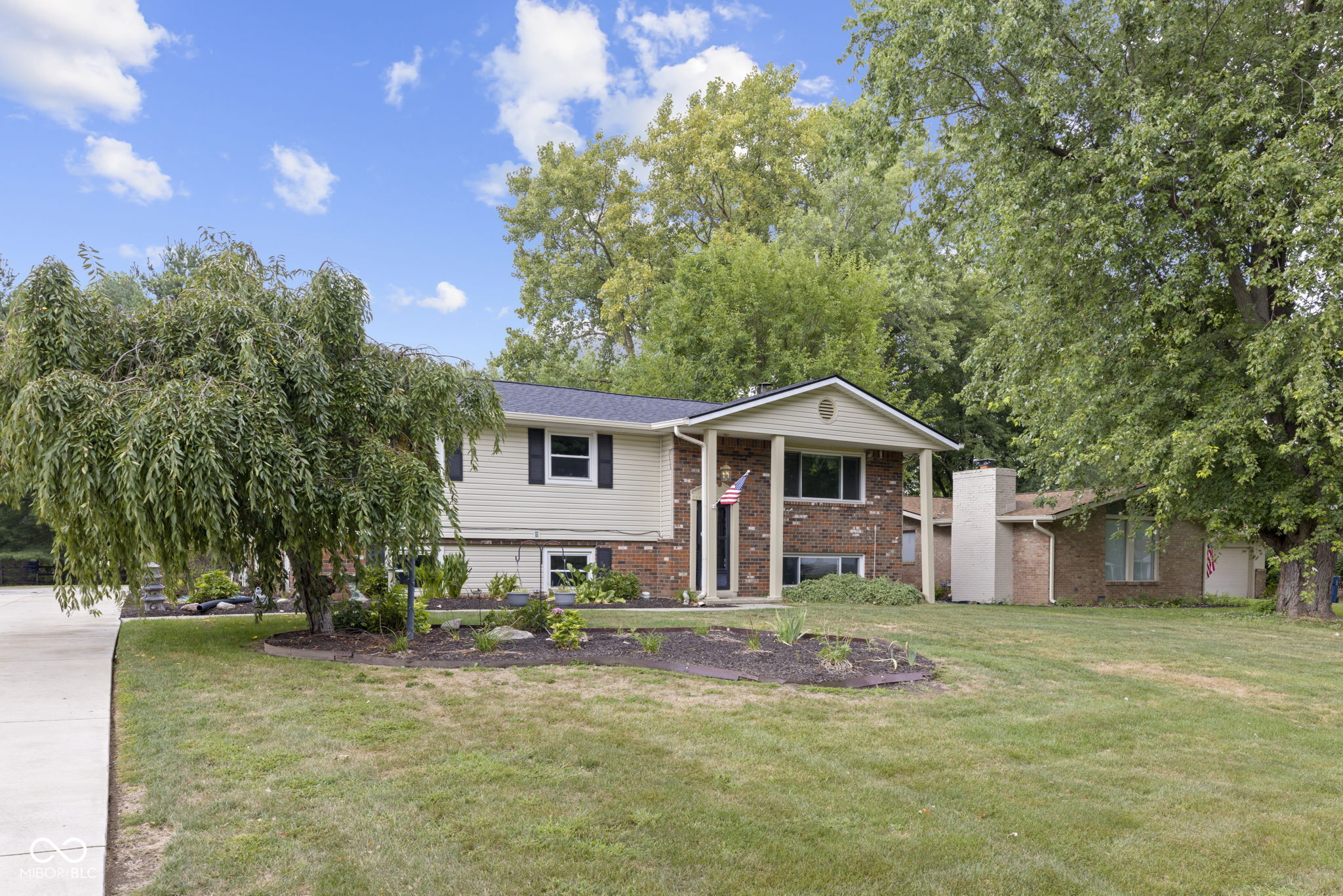 84 Bennett Road Carmel, IN 46032 - Photo 3 of 74