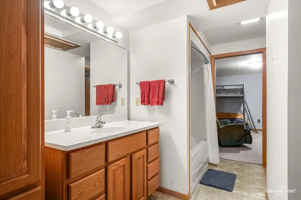 $550,000 | 27 Clearwater Point, Putnam, IL 61560
