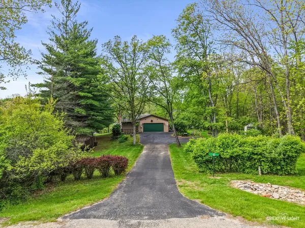 $550,000 | 27 Clearwater Point, Putnam, IL 61560