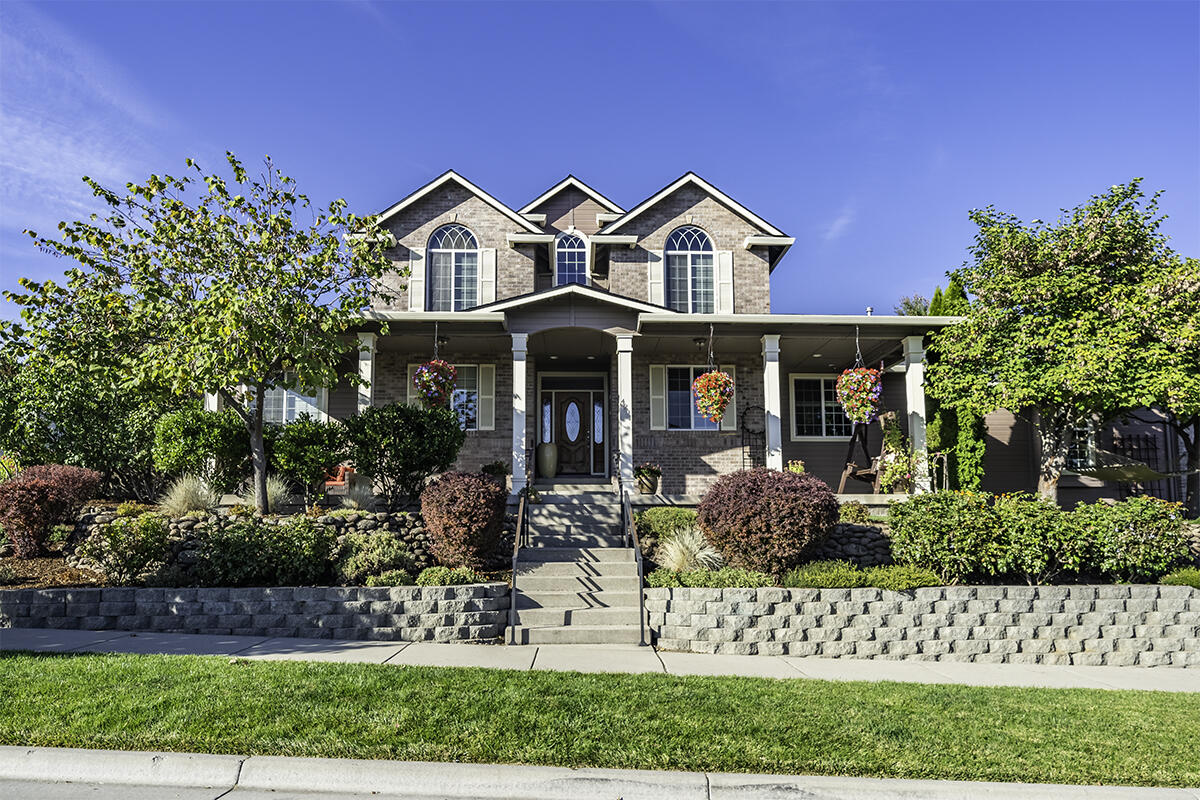 4201 Falcon Ridge Terrace Medford, OR 97504 - Photo 1 of 44 FRT-1