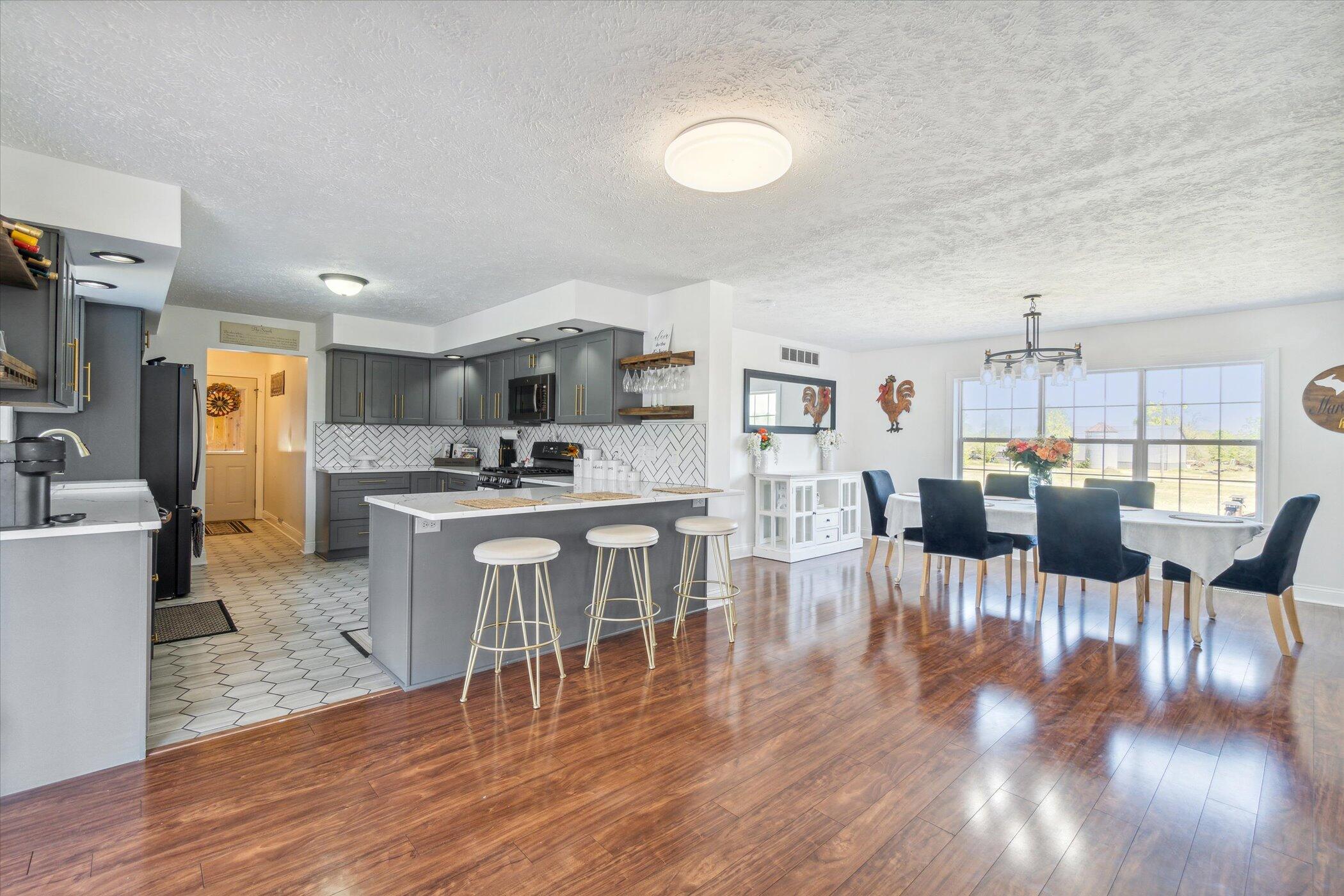 9715 Humphrey Road Reading, MI 49274 - Photo 13 of 51 13-9715-Humphrey-Rd-Reading-MI-49274-Win